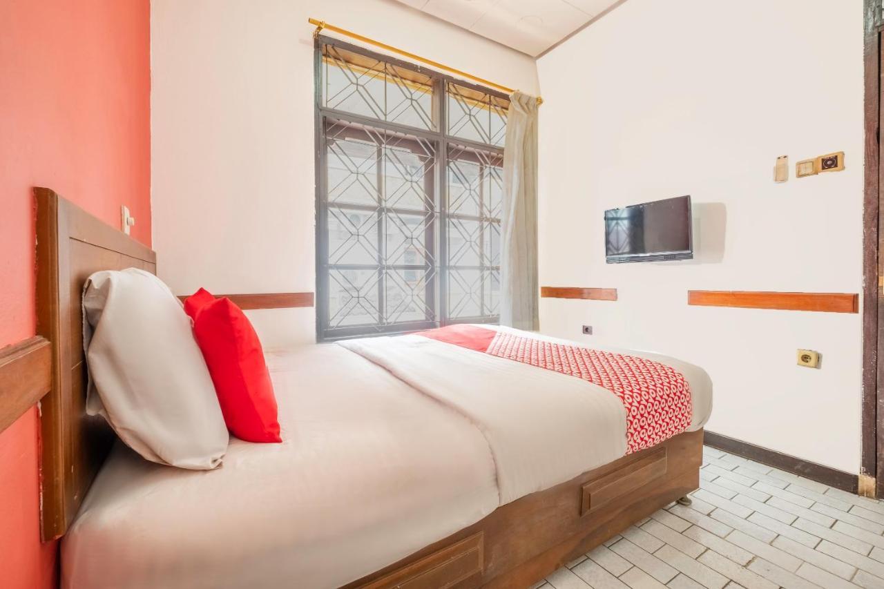 Oyo 1945 Hotel Bali Indah Bandung Dış mekan fotoğraf