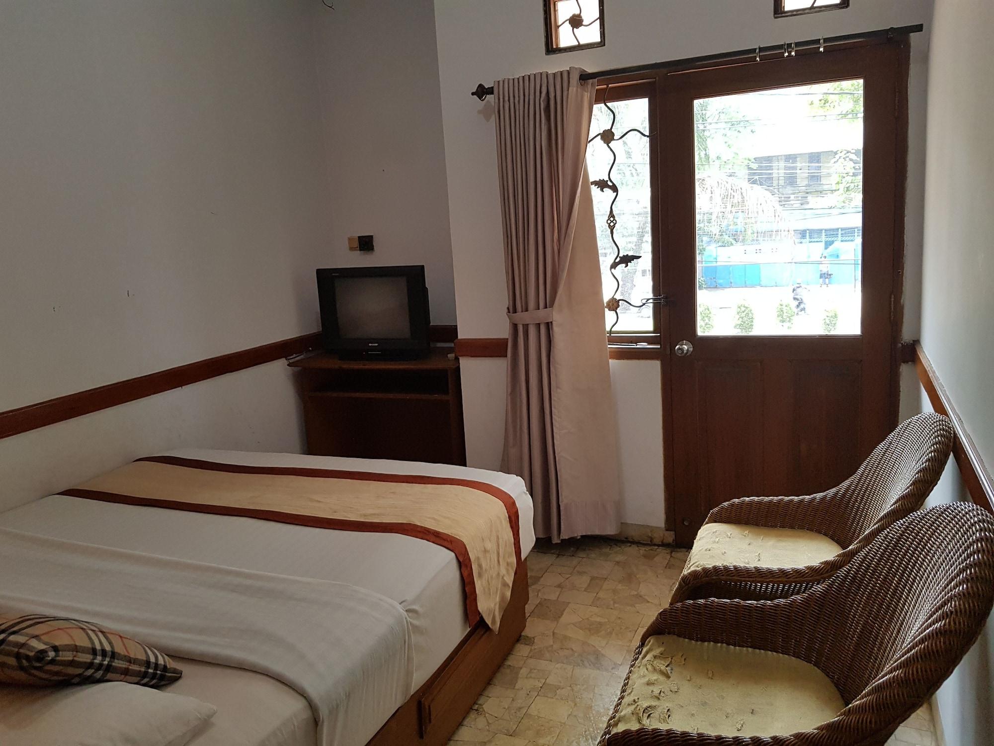 Oyo 1945 Hotel Bali Indah Bandung Dış mekan fotoğraf