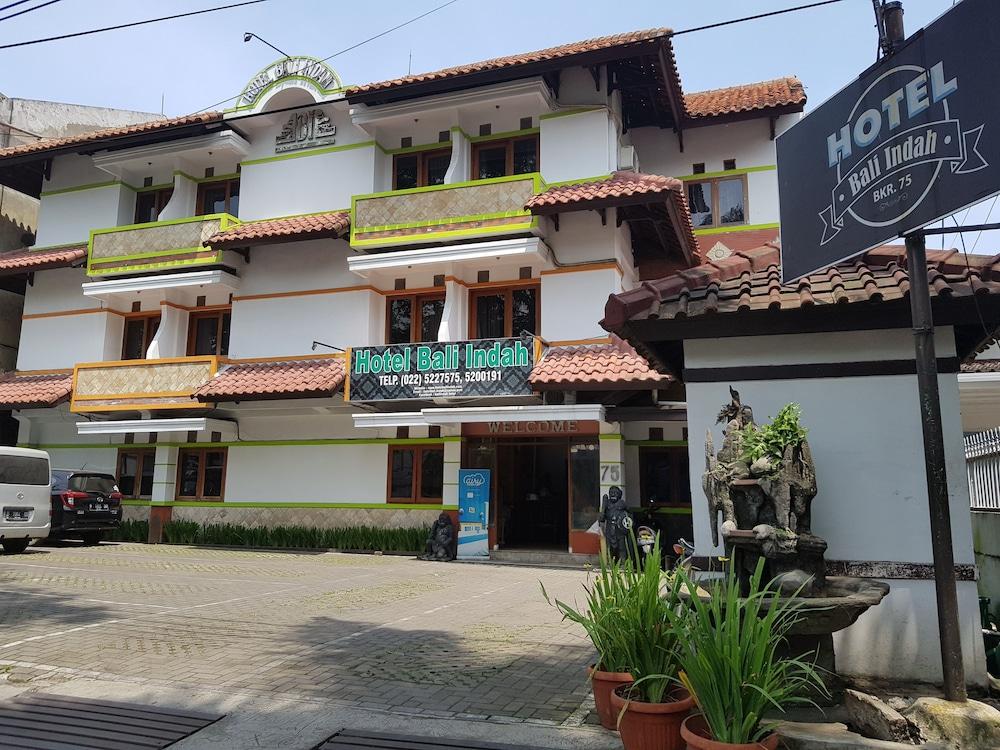 Oyo 1945 Hotel Bali Indah Bandung Dış mekan fotoğraf